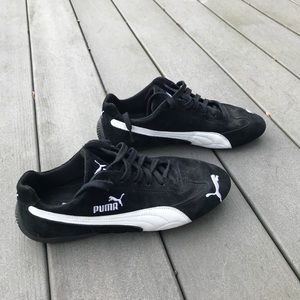 Puma Sneakers (Like New)